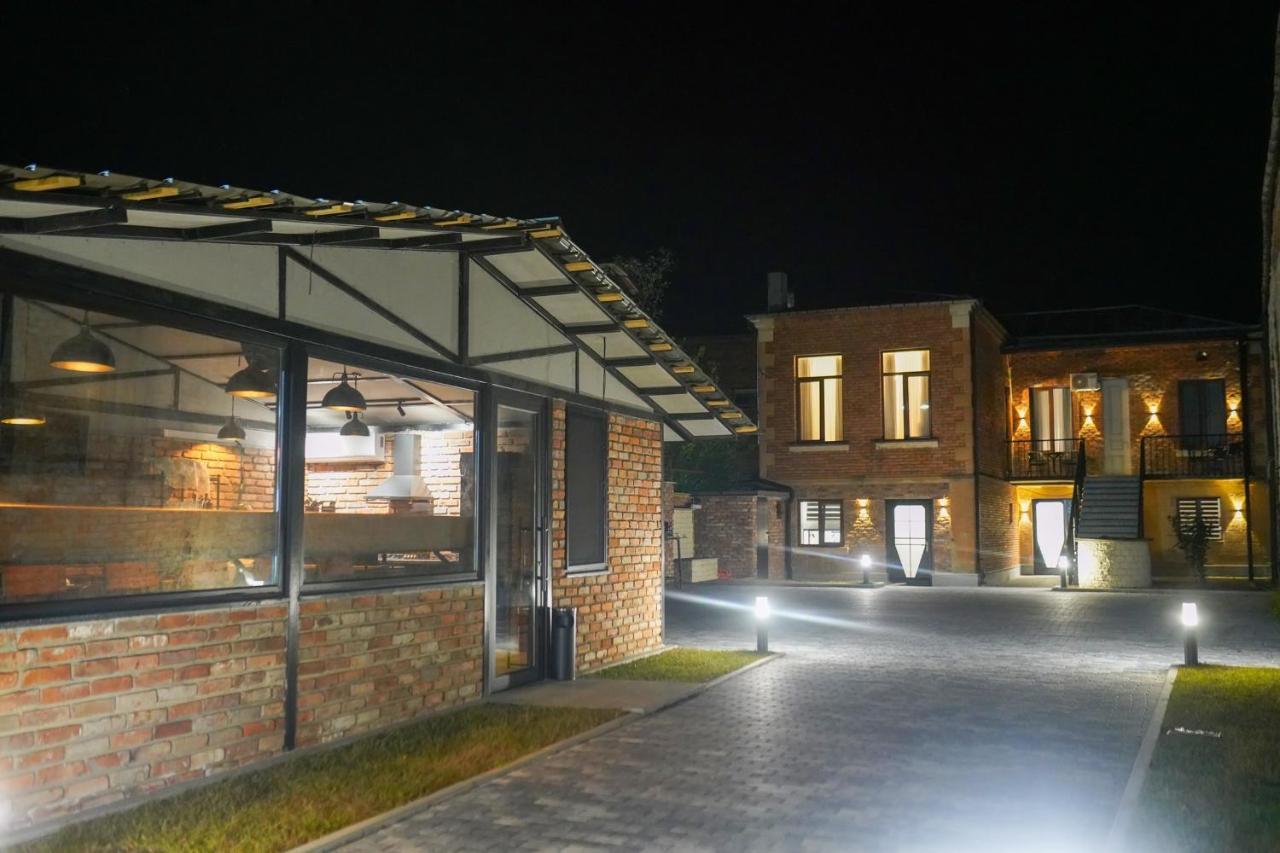 Hotel Ticiani 15 Кутаиси Екстериор снимка